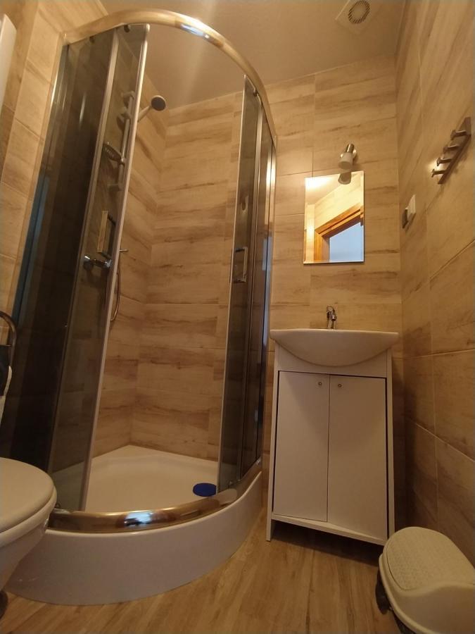 Pokój Dwuosobowy z 1 lub 2 łóżkami i balkonem