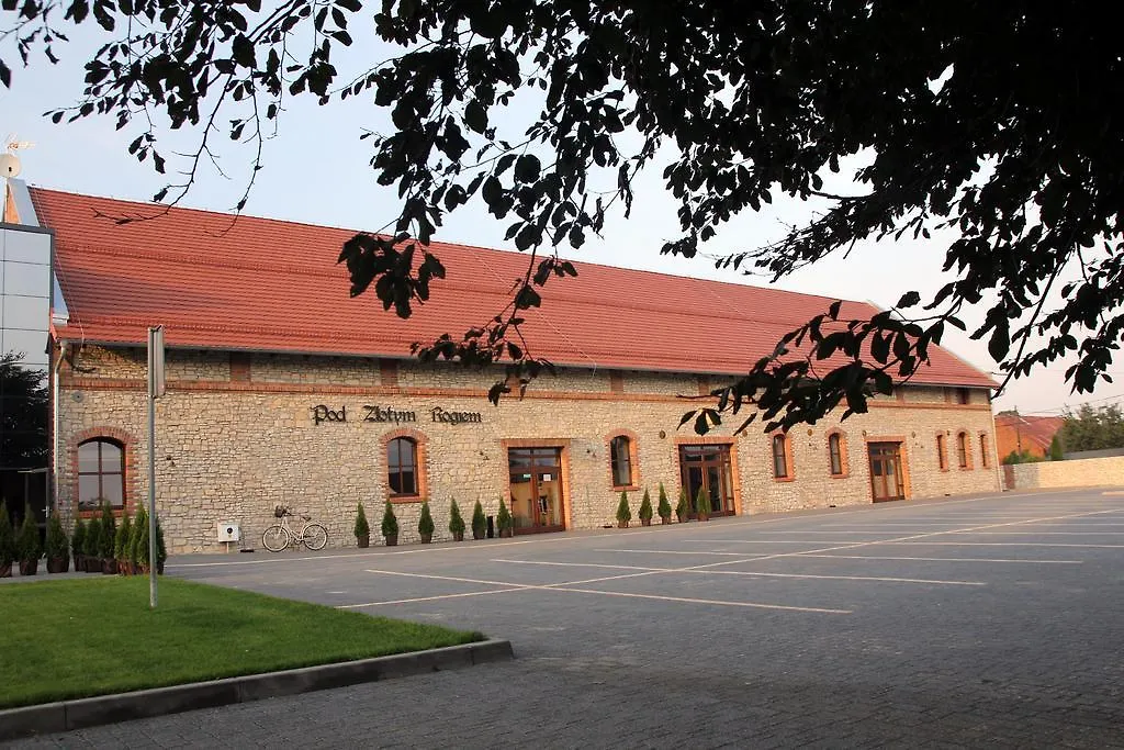 Noclegi Złota Podkowa-1