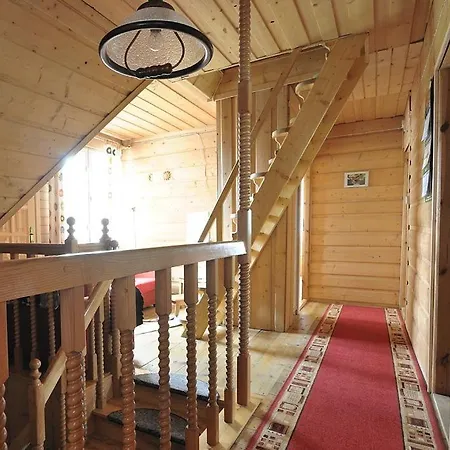 Spacious Tatra Retreat For Families & Groups Of Friends-2