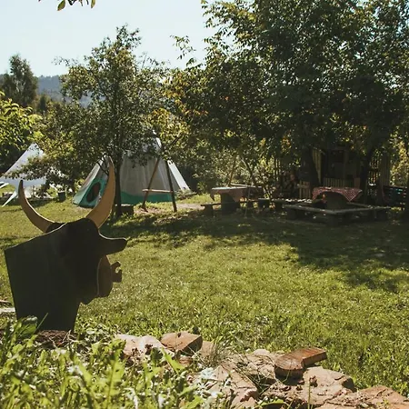 Agroturystyka Nad Jeziorem-Osada Indiańska-3