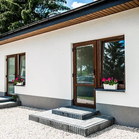 Apartamenty i pokoje „Pod Świerkami”-2