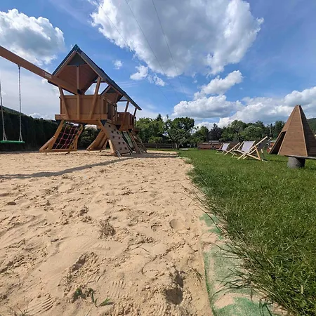 Agroturystyka Folwarczek Pokoje i Apartamenty-3