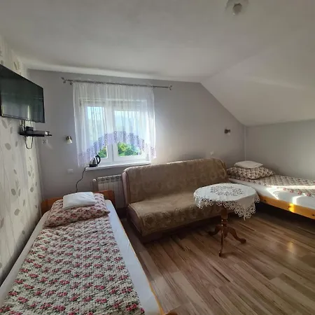 Pokoje gościnne u Ewy Cisna-3