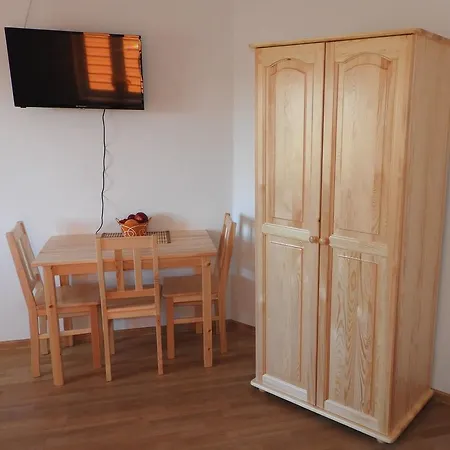 Pokoje Gościnne Pod Brzózką-3