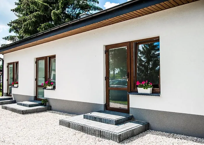 Apartamenty i pokoje „Pod Świerkami” Okuninka